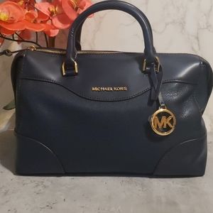 Michael Kors "MAYA" LG SATCHEL